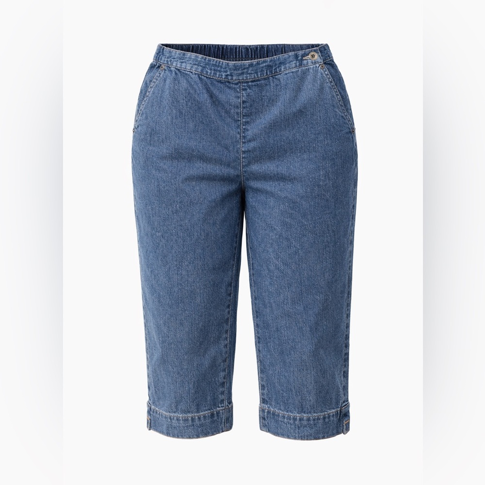 Liz Claiborne Lizwear Denim Capri Pants –‎ Size 14